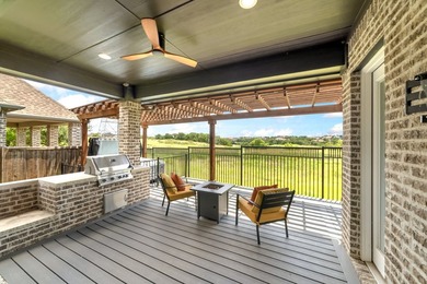 Nestled in the highly desirable Golf Villas II community, this - photo 34