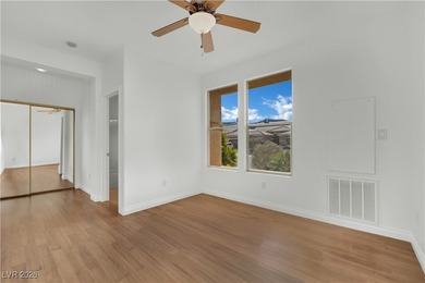 Welcome to your private retreat in this beautifully maintained