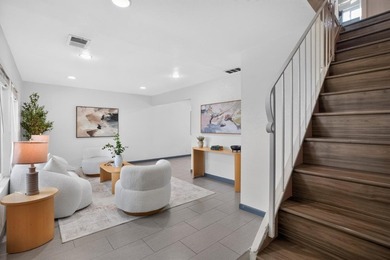 Beautifully townhouse located in the desirable 95121 area - photo 6