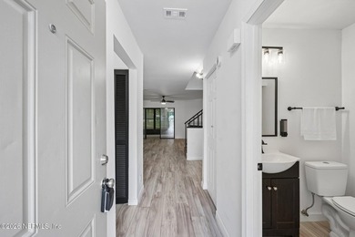 Beautifully updated condo where modern finishes, functional - photo 8