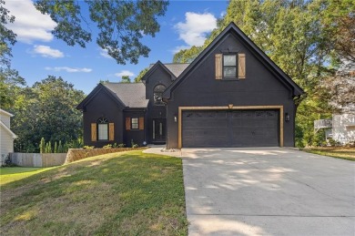 Lake Lanier Home For Sale in Flowery Branch Georgia