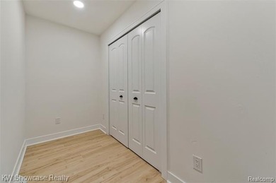 Welcome to this beautifully maintained home nestled in the heart - photo 41
