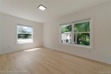 Welcome to this beautifully maintained home nestled in the heart - photo 46