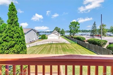 Welcome to this beautifully maintained home nestled in the heart - photo 48