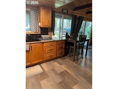 Welcome to one of Northwoods' finest cabin retreats on beautiful - photo 10