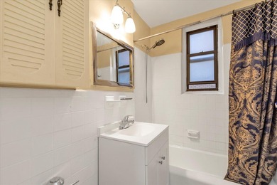 Welcome to this oversized junior four co-op located in the heart - photo 10