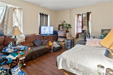 BACK ON THE MARKET AND READY TO SELL!! HUGE Brick corner - photo 17