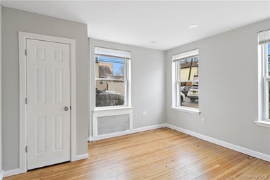 BACK ON THE MARKET AND READY TO SELL!! HUGE Brick corner - photo 24