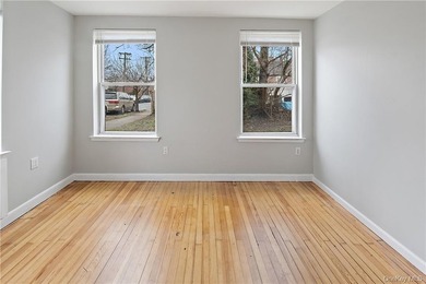 BACK ON THE MARKET AND READY TO SELL!! HUGE Brick corner - photo 25