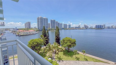 AMAZING 2 BEDROOMS 2 BATHS IN THE HEART OF SUNNY ISLES BEACH - photo 33