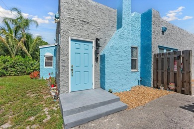 Beautifully blending historic character with modern updates - photo 4