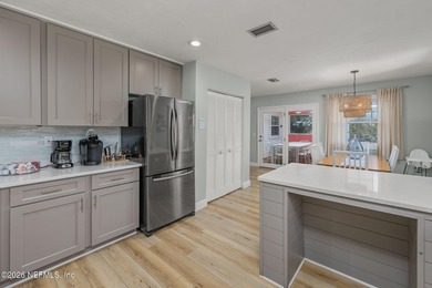 Price recently improved! Rarely does a fully furnished, turnkey - photo 7