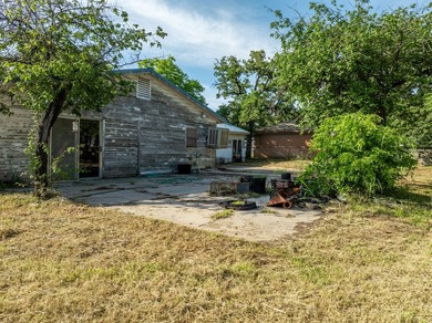Close to Lake Whitney! Formerly a restaurant, this one-of-a-kind - photo 18