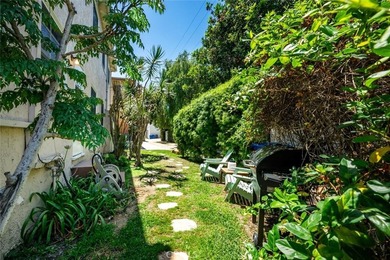 Charming Belmont Heights Living Just Moments from the Coast! - photo 31