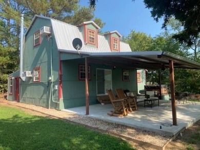 (private lake, pond, creek) Home For Sale in Clarksville Texas