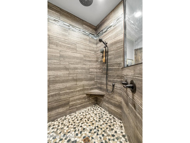 There are homes that impress, and there are homes that leave a - photo 33