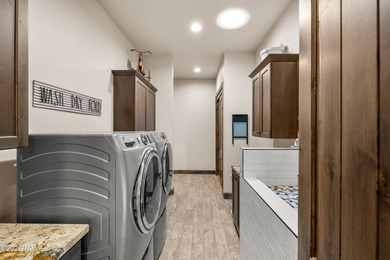 There are homes that impress, and there are homes that leave a - photo 42