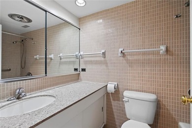 Take a look at this beautiful and spacious 3-bedroom, 3-bathroom - photo 44