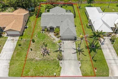 South Bend Port St. Lucie ** Split 3 Bedroom 2 Bath / 2 Car - photo 2