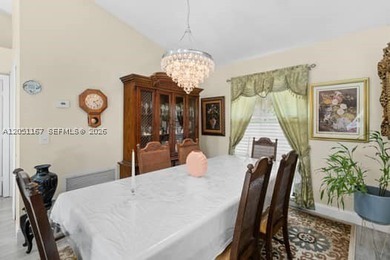 South Bend Port St. Lucie ** Split 3 Bedroom 2 Bath / 2 Car - photo 7