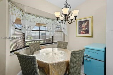South Bend Port St. Lucie ** Split 3 Bedroom 2 Bath / 2 Car - photo 9