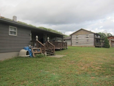 Exceptional investment property offering two homes, a barn, and - photo 10