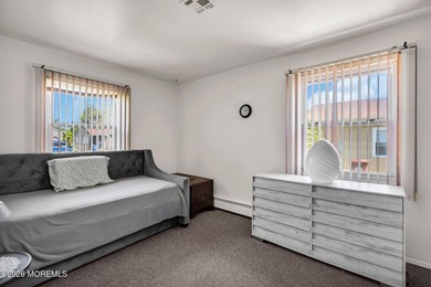 Wow! turn key home...pack your bags! Beautifully updated 1,364 - photo 13