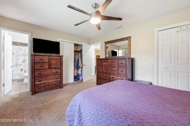 Welcome home to this beautifully maintained all-brick 3-bedroom - photo 23