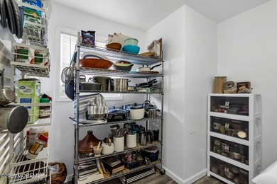 Wow! turn key home...pack your bags! Beautifully updated 1,364 - photo 25