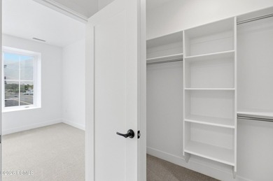 A new benchmark for Provo luxury living is rising just minutes - photo 27