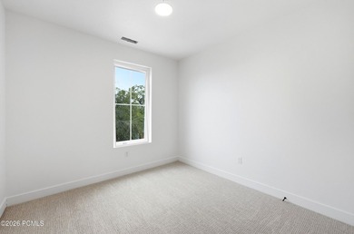A new benchmark for Provo luxury living is rising just minutes - photo 30