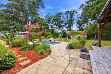 Welcome home to this beautifully maintained all-brick 3-bedroom - photo 35