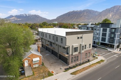 A new benchmark for Provo luxury living is rising just minutes - photo 37