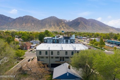 A new benchmark for Provo luxury living is rising just minutes - photo 38