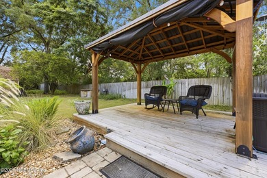 Welcome home to this beautifully maintained all-brick 3-bedroom - photo 39