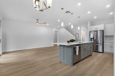Fully renovated and move-in ready, this 5-bedroom, 3-bath home - photo 9