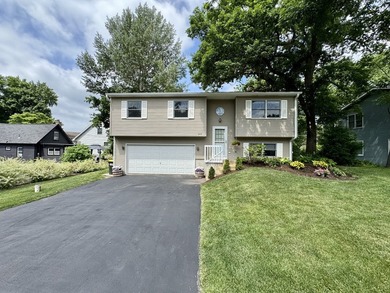 First time on the market! This move-in ready, one-owner home in - photo 1