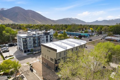 A new benchmark for Provo luxury living is rising just minutes - photo 43