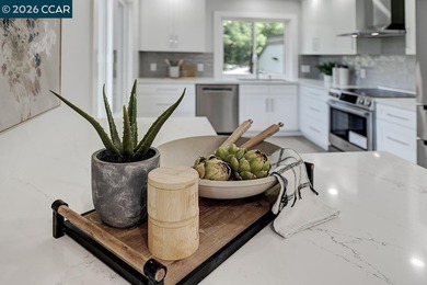 Experience the perfect blend of sophisticated living and natural - photo 11