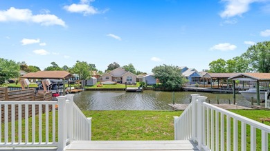 Welcome to 1319 Capri Drive, an end-unit waterfront townhome - photo 14