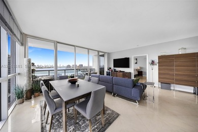 Incredible value in Blue Bay Tower! This high-floor 3-bed, 2 - photo 6