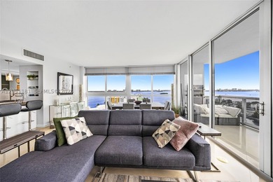 Incredible value in Blue Bay Tower! This high-floor 3-bed, 2 - photo 7