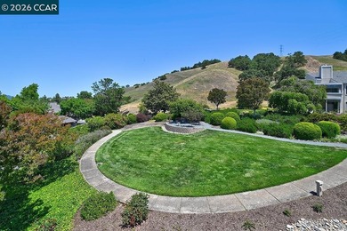 Experience the perfect blend of sophisticated living and natural - photo 18