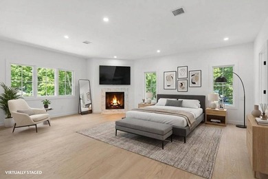 New custom home that blends modern and traditional living - photo 22
