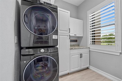 QUICK SAILBOAT ACCESS! Impressive 3-bedroom, 2.5-bath, 3-car - photo 23