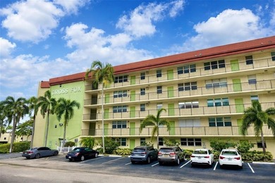 ALL AGES | EAST OF US1 | UNDER $200K. Live in The Landings, one