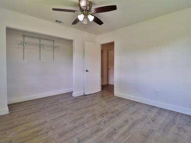 Prime investment opportunity at 3024 W Dixie Blvd, Fort Pierce! - photo 4