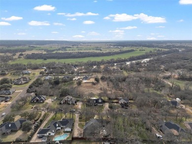 2022 built Waco home - Wooded 0.352 acre lot - Open concept - photo 27
