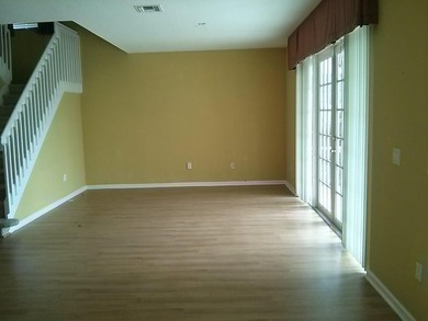 Welcome to this exceptional 5-bedroom, 2.5-bathroom residence in - photo 4