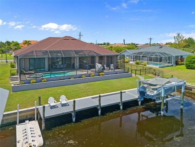 QUICK SAILBOAT ACCESS! Impressive 3-bedroom, 2.5-bath, 3-car - photo 35